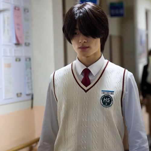 Yoon Chan Young en El regreso de un gángster a la escuela secundaria;  Imagen cortesía: Imágenes número tres